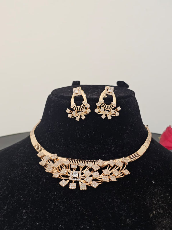 Beautiful Rodium polish Rose gold in 925 sterling silver.